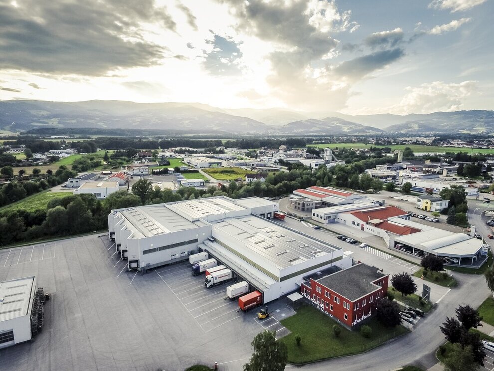 TRAUSSNIG Spedition GmbH header image