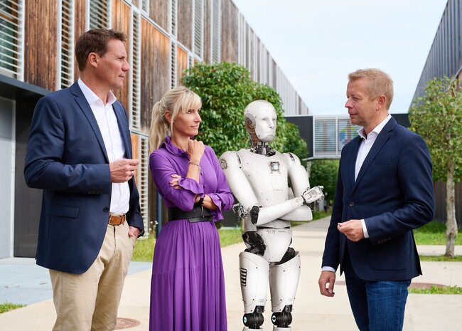 addIT MA mit Roboter