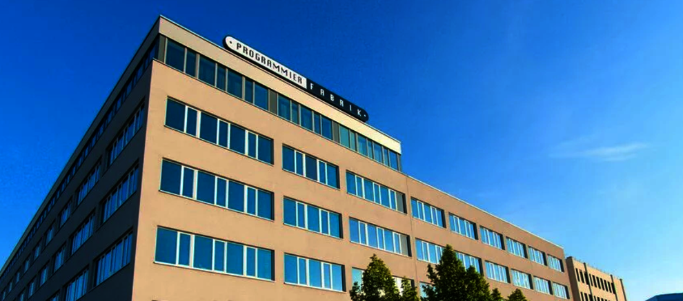 PROGRAMMIERFABRIK GmbH header image